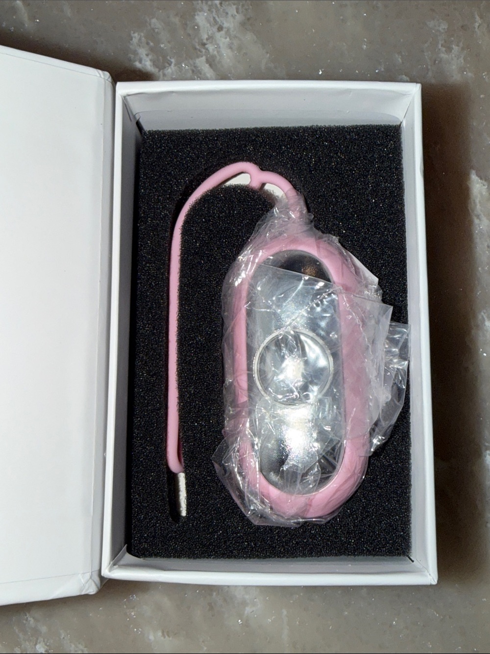 CalmCarry Pink Microcurrent Device - Picture 3 of 5